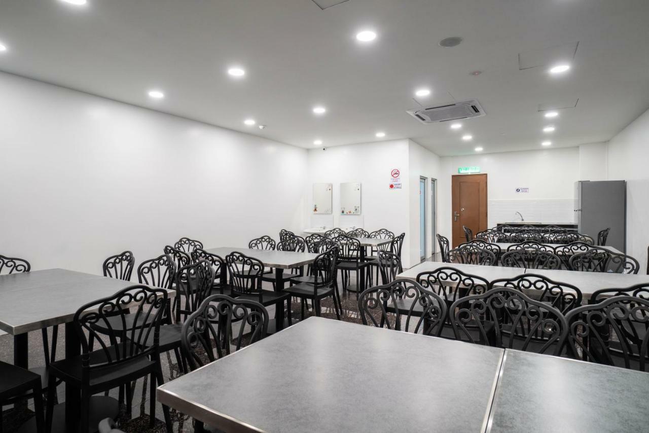 크리스탈 가든 호텔  쿠알라룸푸르 외부 사진
